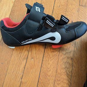 Men's peloton size 44 cleats